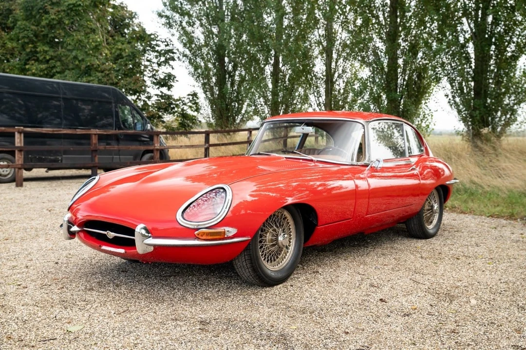 1900 Jaguar E-Type Series 1 2+2 - Image 8 of 30