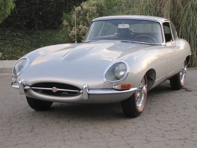 1966 Jaguar E-Type Series 1 - Image 5 of 5