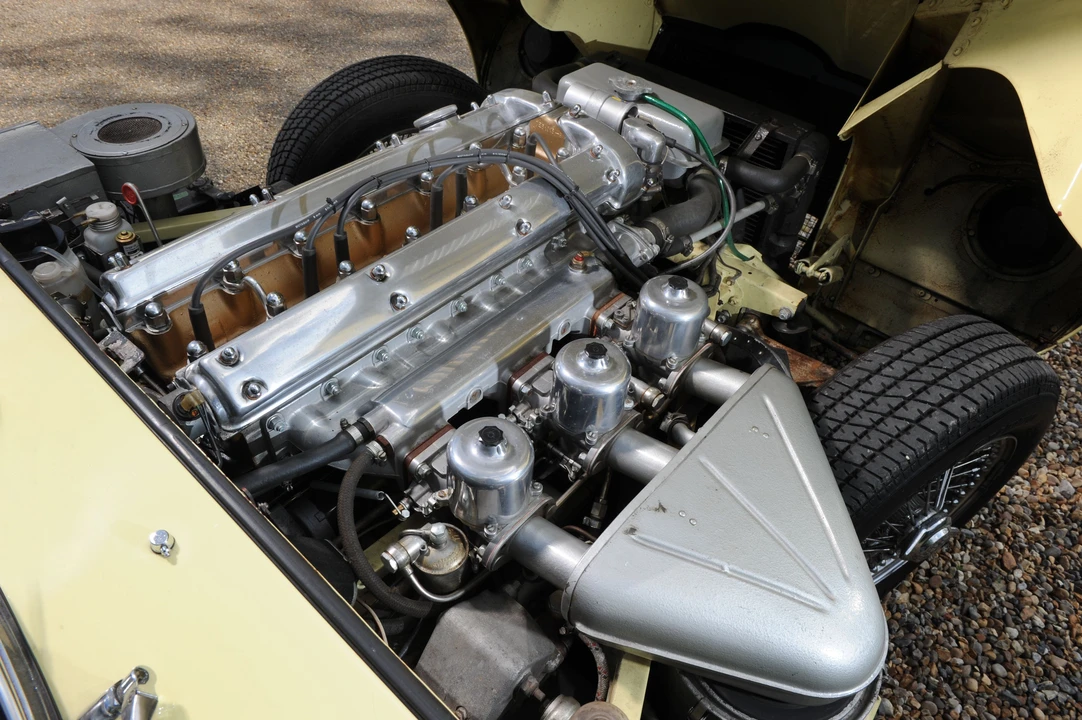 1966 Jaguar E-Type Series 1 2+2 - Image 5 of 7
