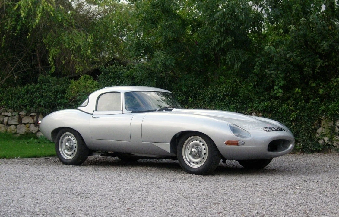 1966 Jaguar E-Type Series 1 - Image 6 of 6