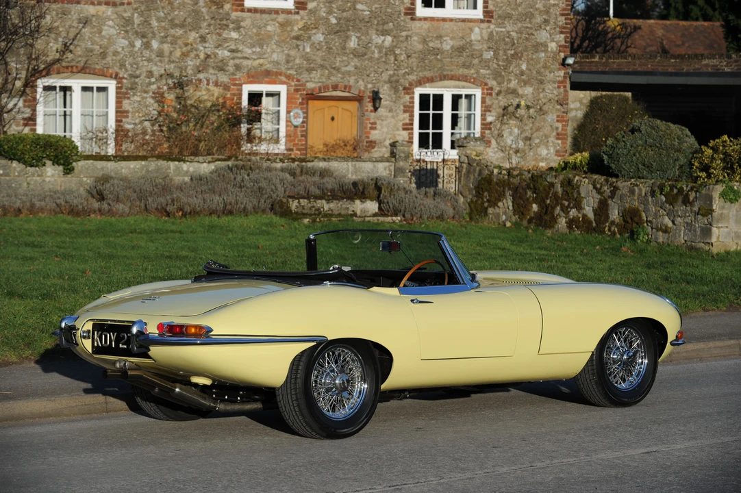 1966 Jaguar E-Type Series 1 - Image 16 of 25
