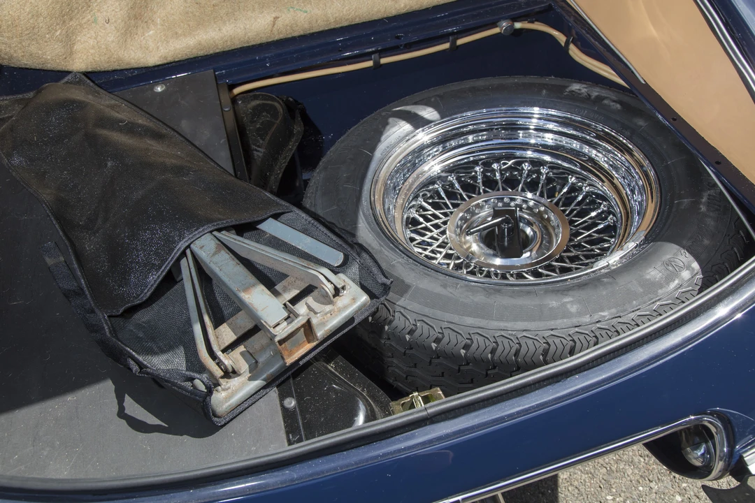 1966 Jaguar E-Type Series 1 - Image 3 of 31