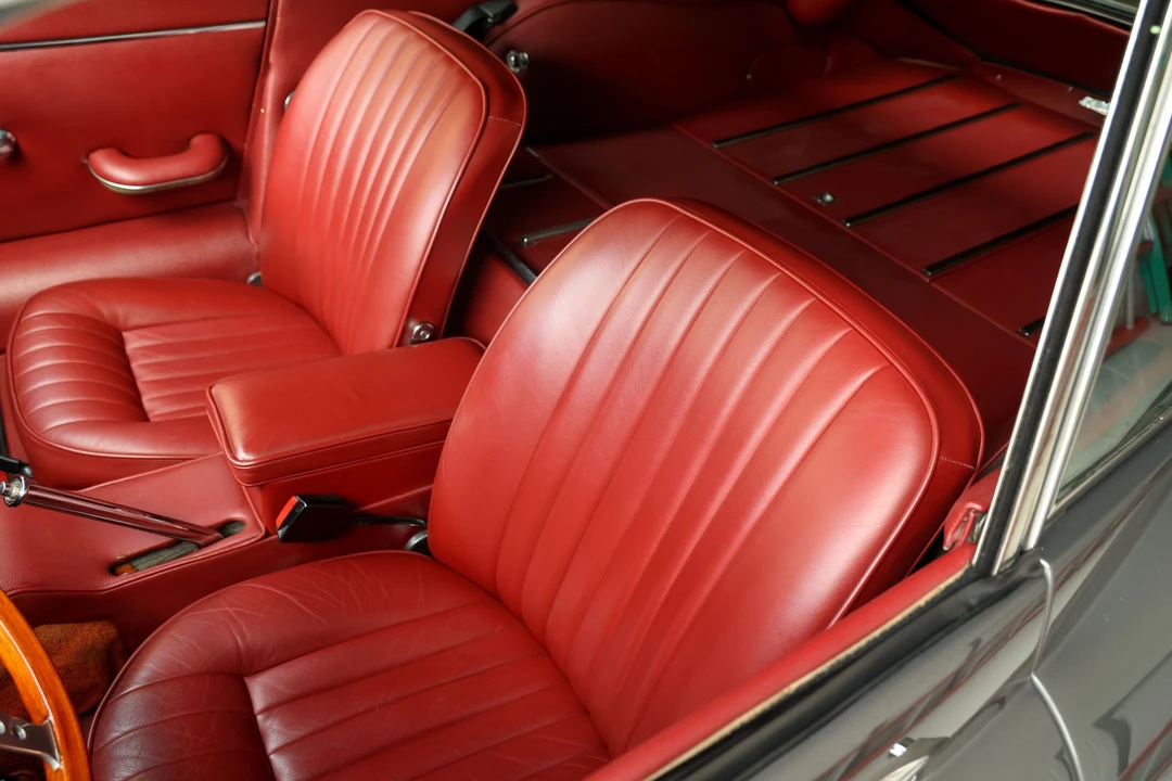 1966 Jaguar E-Type Series 1 - Image 2 of 31