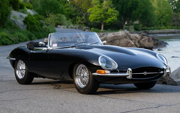 1966 Jaguar E-Type Series I 4.2-Litre Roadster
