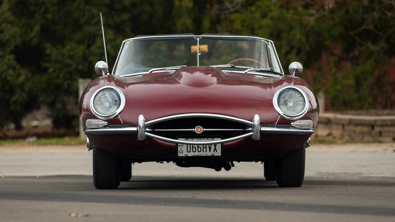 1966 Jaguar E-Type Series 1 - Image 13 of 24