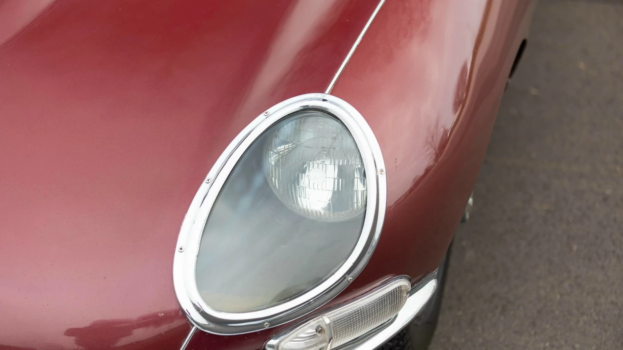 1966 Jaguar E-Type Series 1 - Image 14 of 24