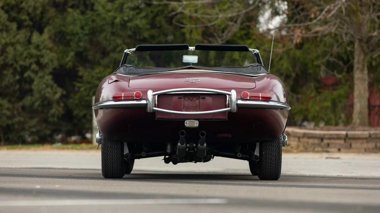 1966 Jaguar E-Type Series 1 - Image 16 of 24