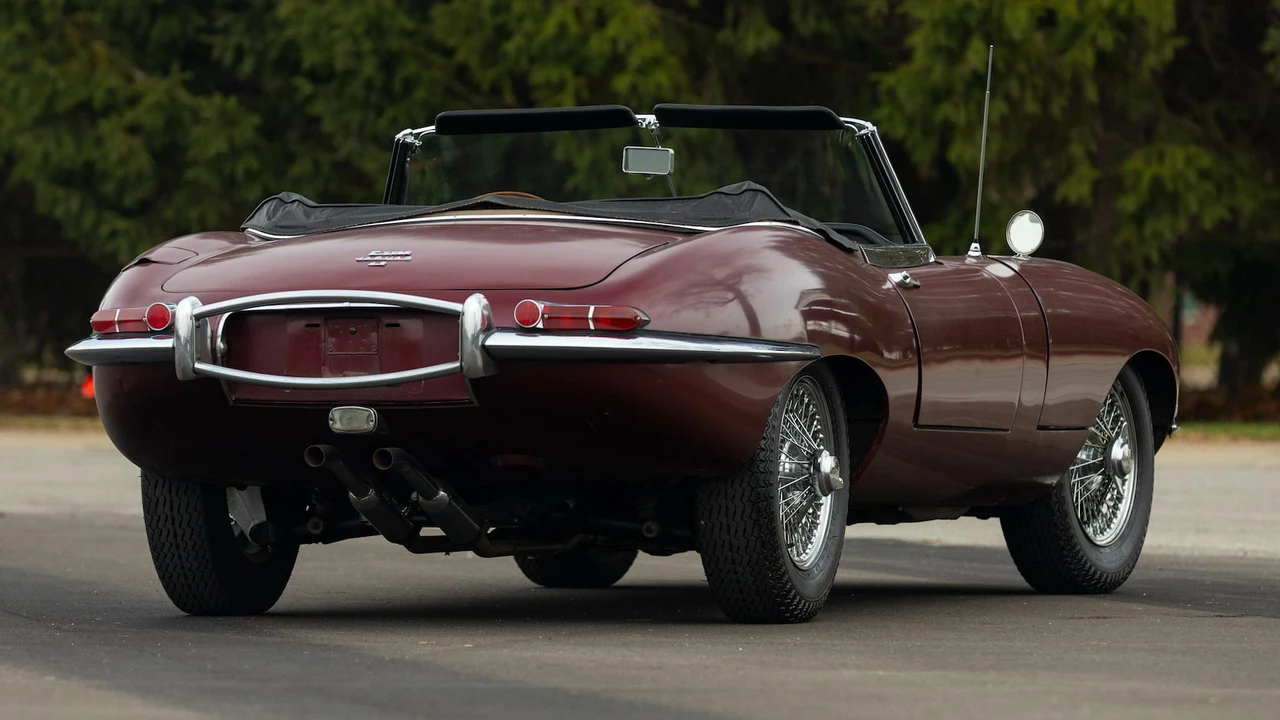 1966 Jaguar E-Type Series 1 - Image 3 of 24