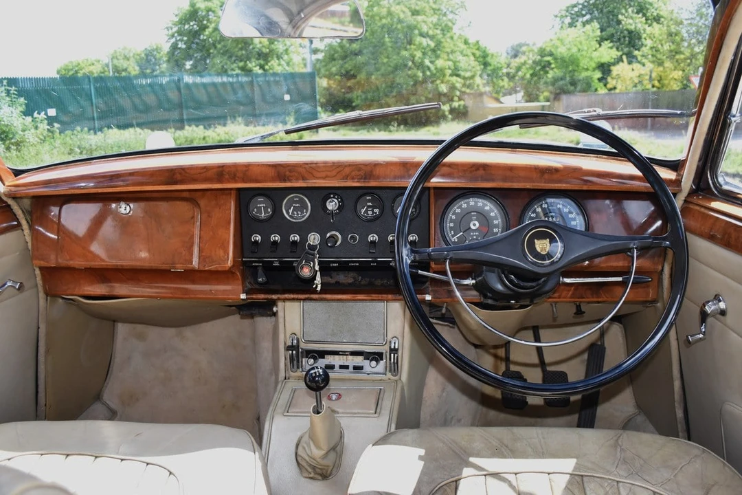 1966 Jaguar Mark II - Image 27 of 30