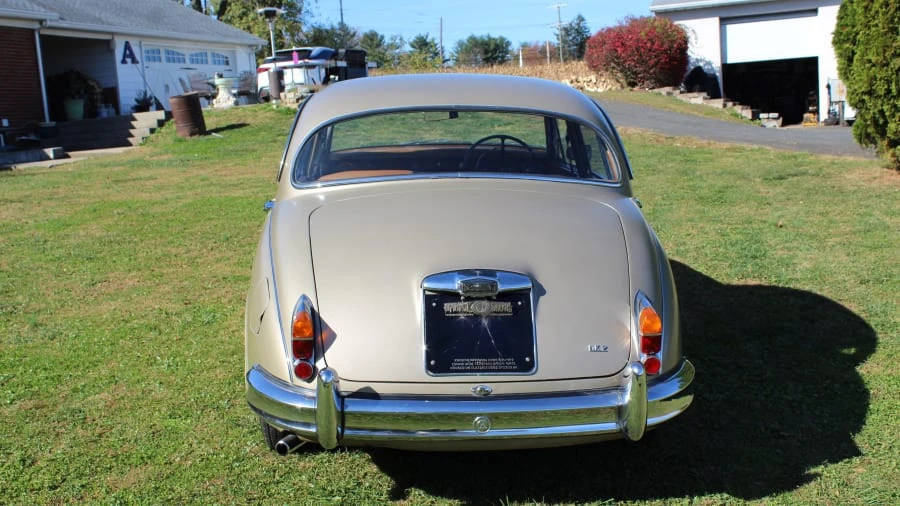 1966 Jaguar Mark II - Image 5 of 18