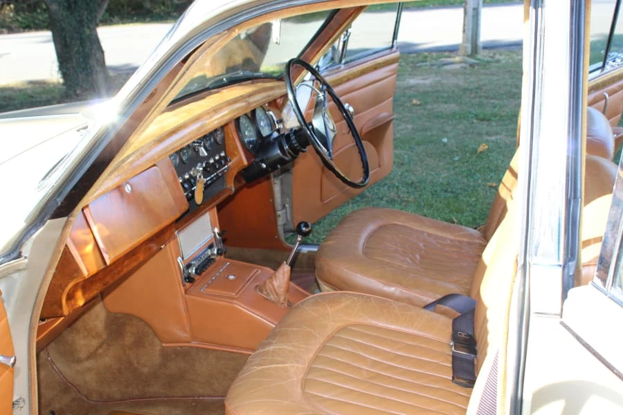 1966 Jaguar Mark II - Image 12 of 18
