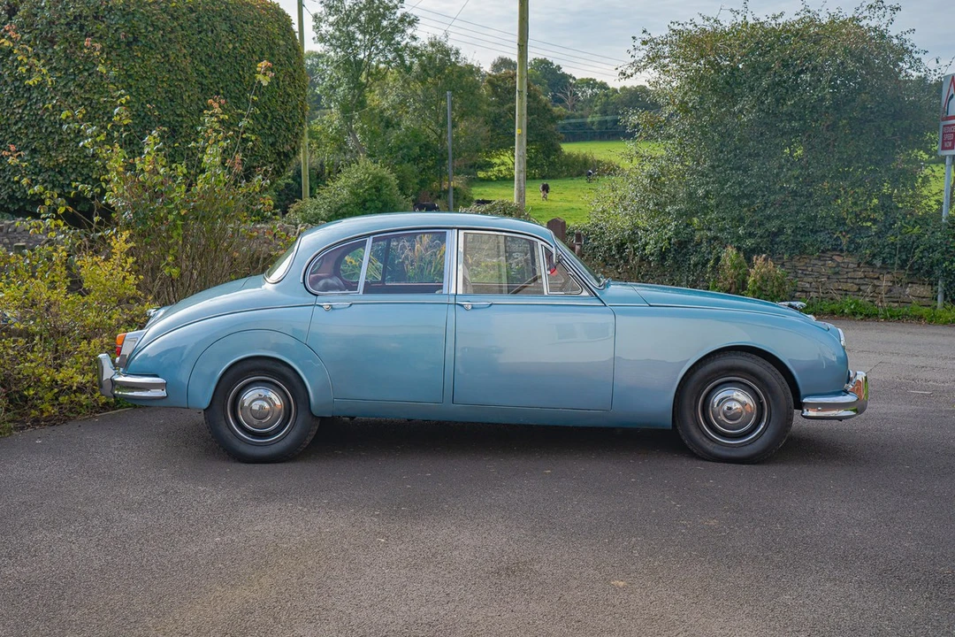 1966 Jaguar Mark II - Image 9 of 30