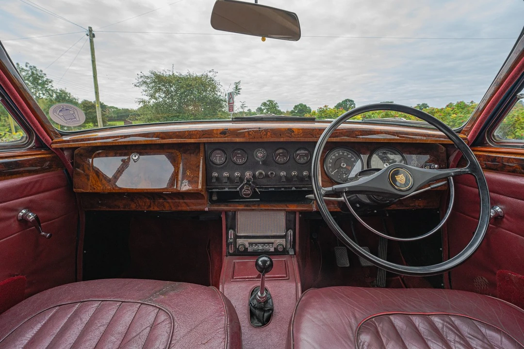 1966 Jaguar Mark II - Image 25 of 30