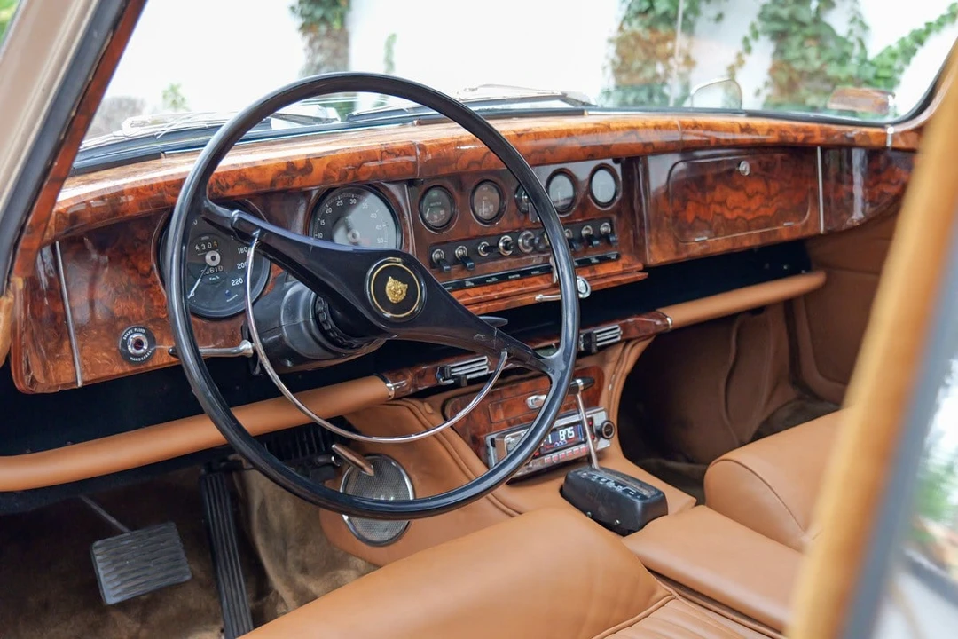 1966 Jaguar Mark X - Image 15 of 30