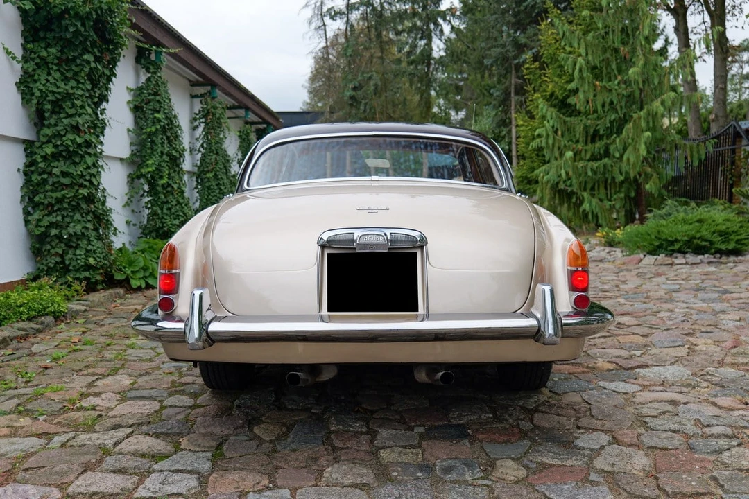 1966 Jaguar Mark X - Image 10 of 30