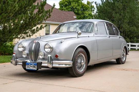 1966 Jaguar Mk II 3.8 4-Speed