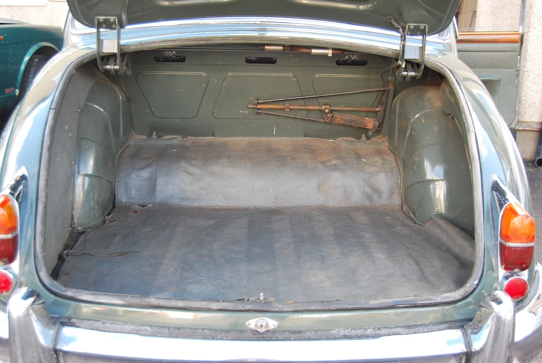 1966 Jaguar Mark II - Image 4 of 8