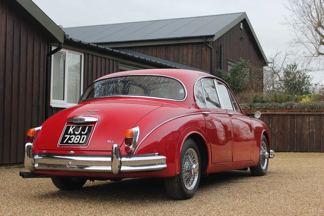1966 Jaguar Mark II - Image 9 of 30