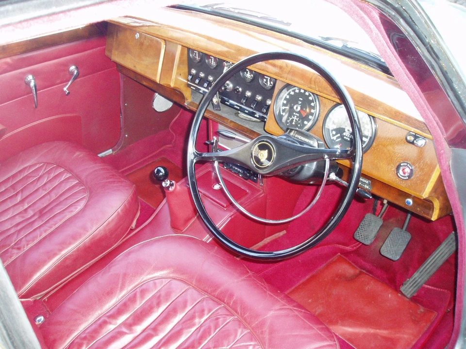 1966 Jaguar Mark II - Image 3 of 3