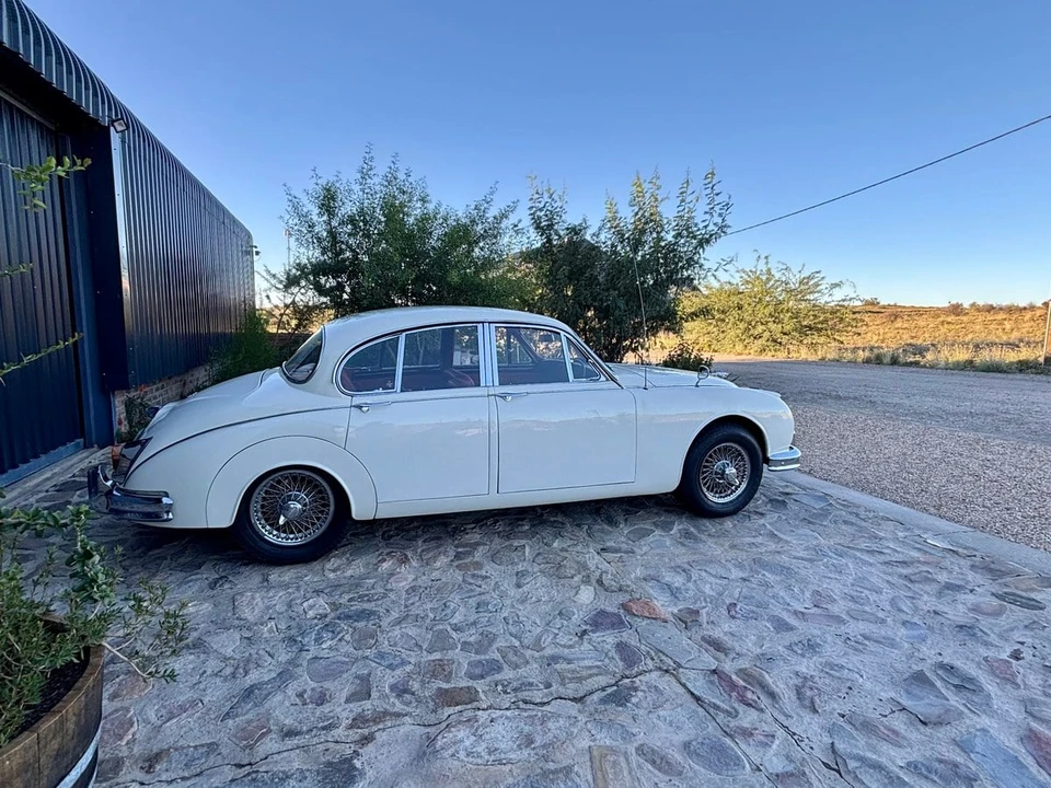 1966 Jaguar Mark II - Image 7 of 31