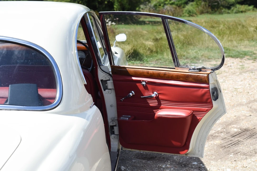 1966 Jaguar S-Type 1st Gen - Image 25 of 30