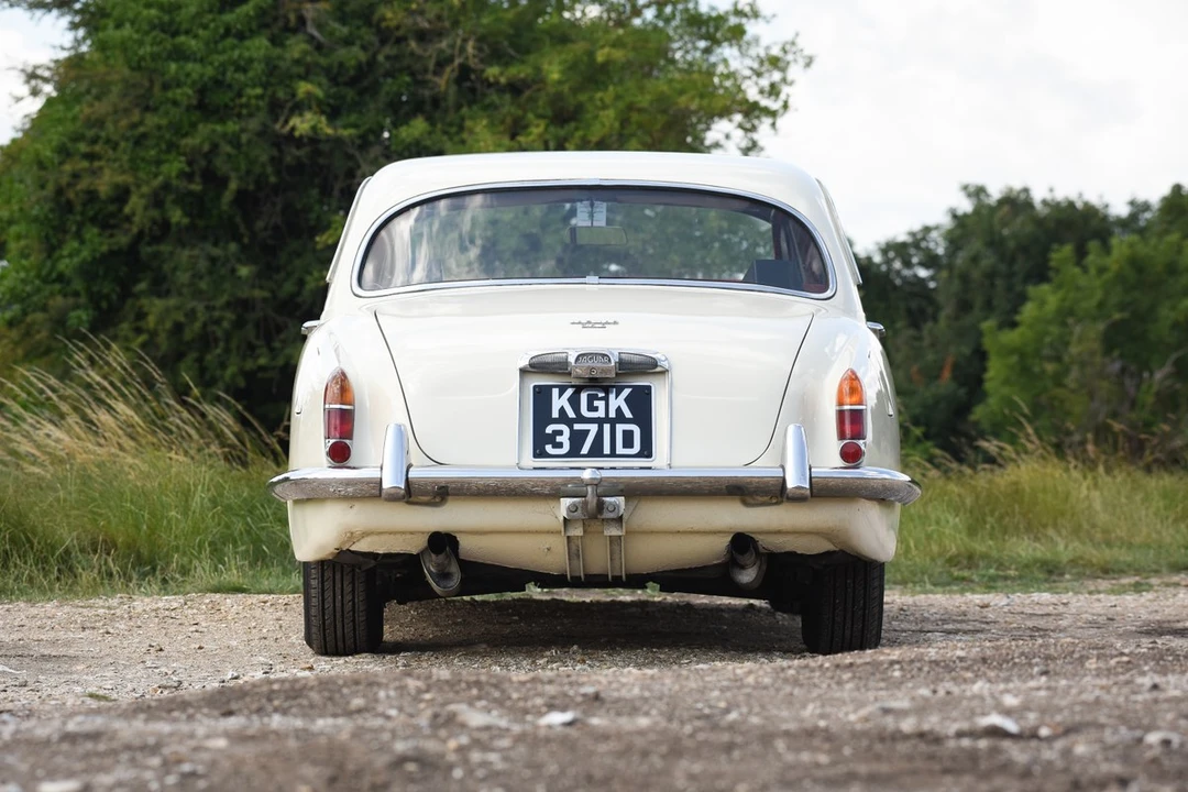 1966 Jaguar S-Type 1st Gen - Image 12 of 30