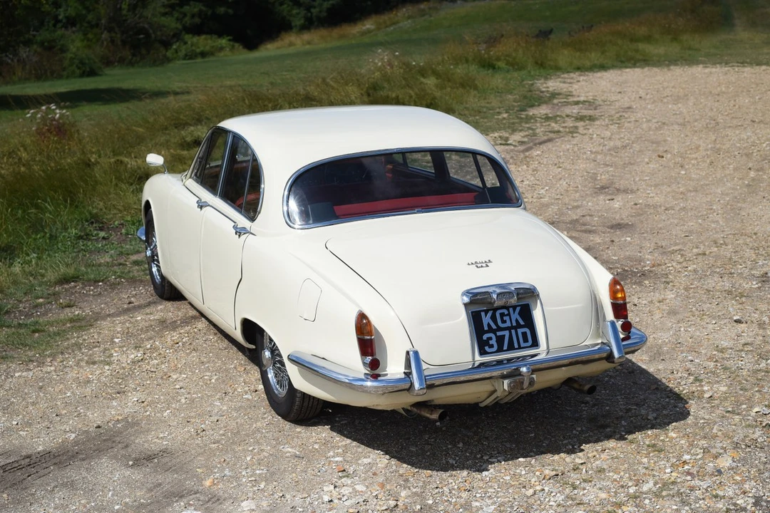 1966 Jaguar S-Type 1st Gen - Image 9 of 30