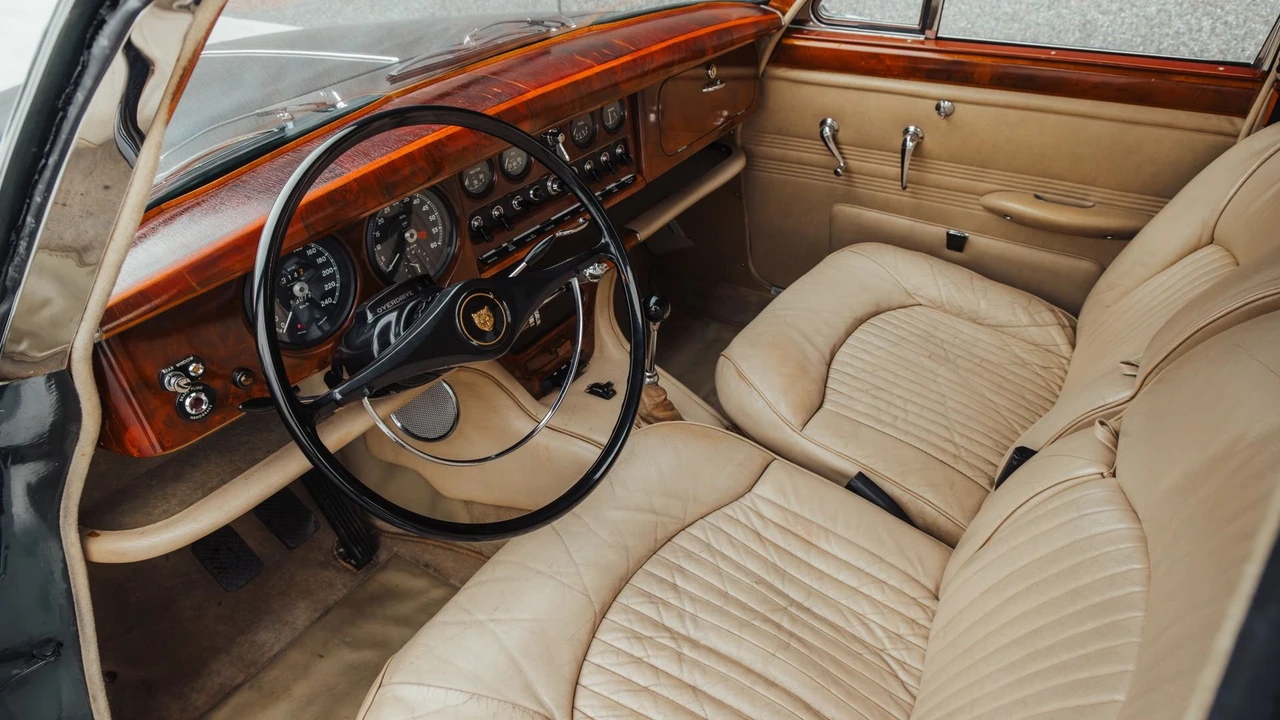 1966 Jaguar S-Type 1st Gen - Image 10 of 31