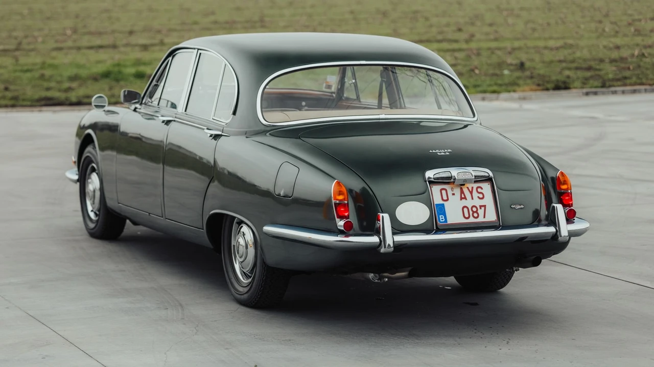 1966 Jaguar S-Type 1st Gen - Image 25 of 31
