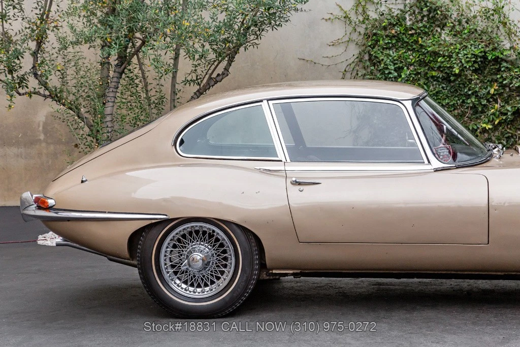 1966 Jaguar XK - Image 11 of 12