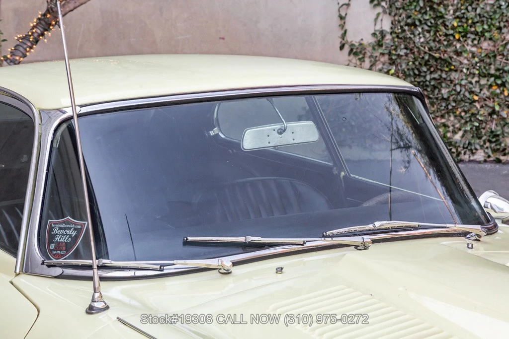 1966 Jaguar E-Type Series 1 - Image 9 of 12