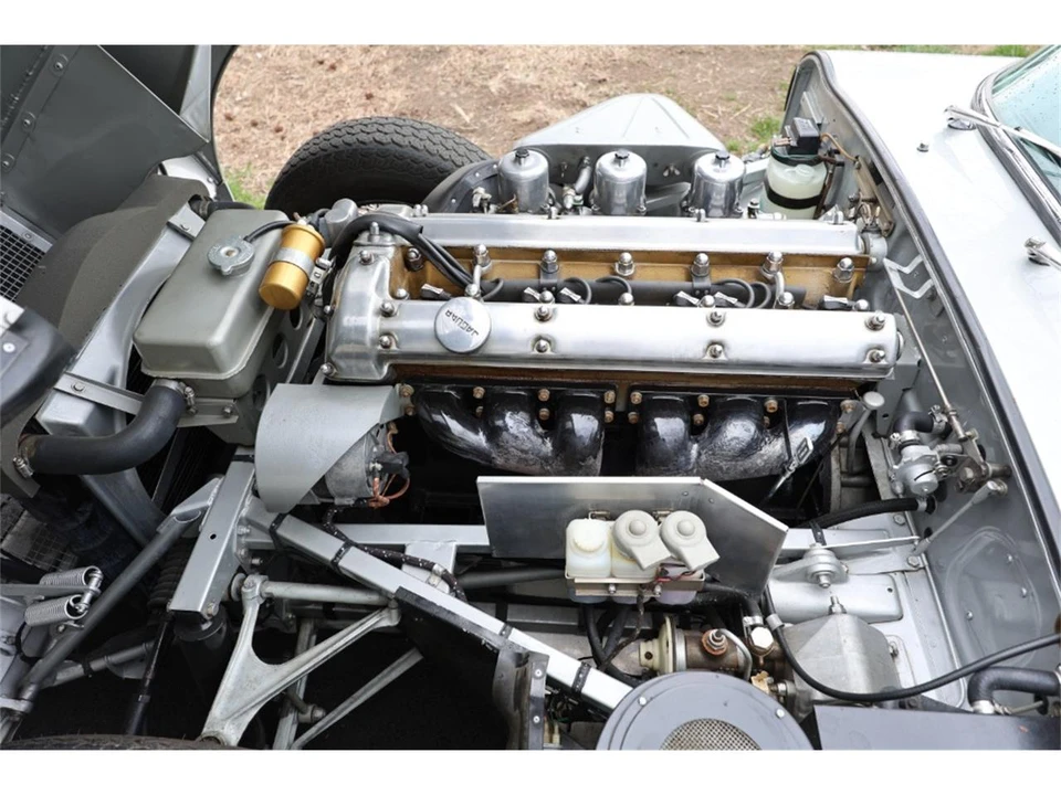 1966 Jaguar E-Type Series 1 - Image 7 of 7