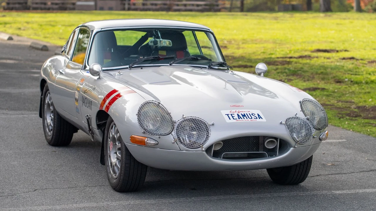 1966 Jaguar E-Type Series 1 - Image 3 of 21
