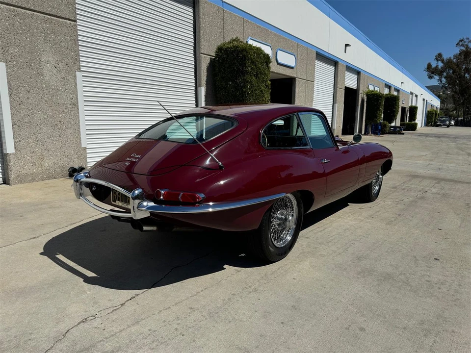 1966 Jaguar E-Type Series 1 - Image 10 of 31