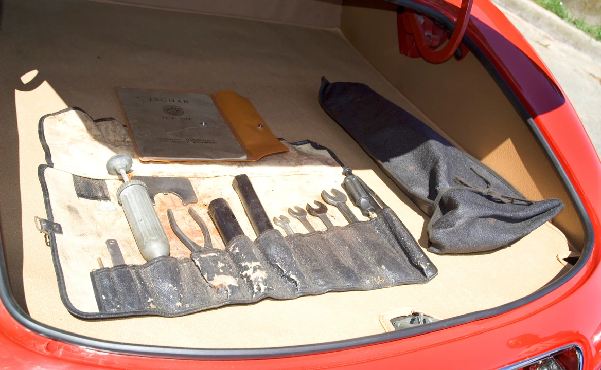 1966 Jaguar E-Type Series 1 - Image 6 of 7