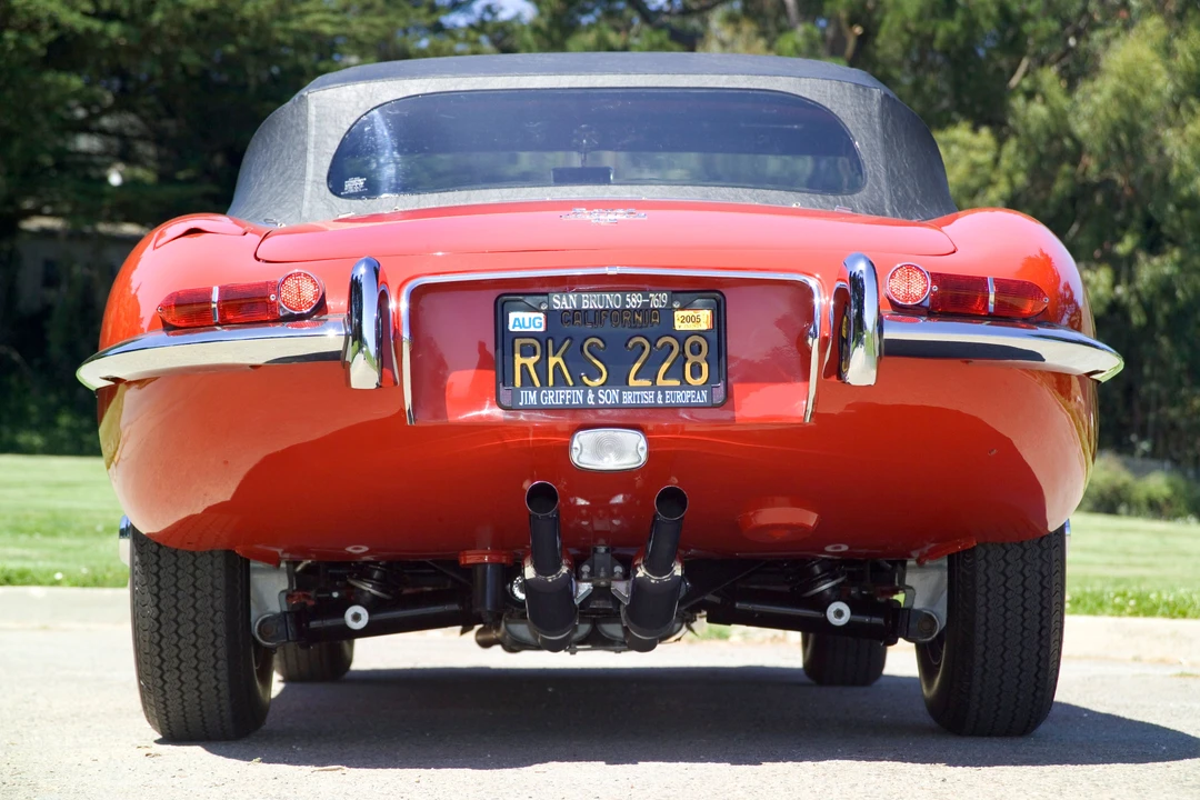 1966 Jaguar E-Type Series 1 - Image 7 of 7