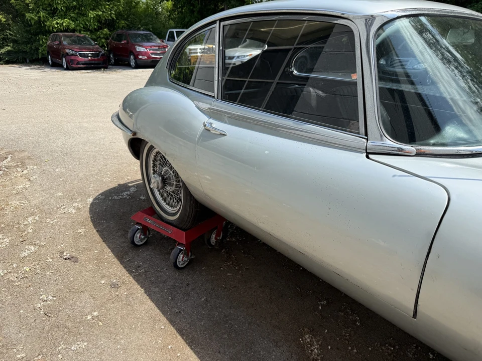 1966 Jaguar E-Type Series 1 2+2 - Image 27 of 31