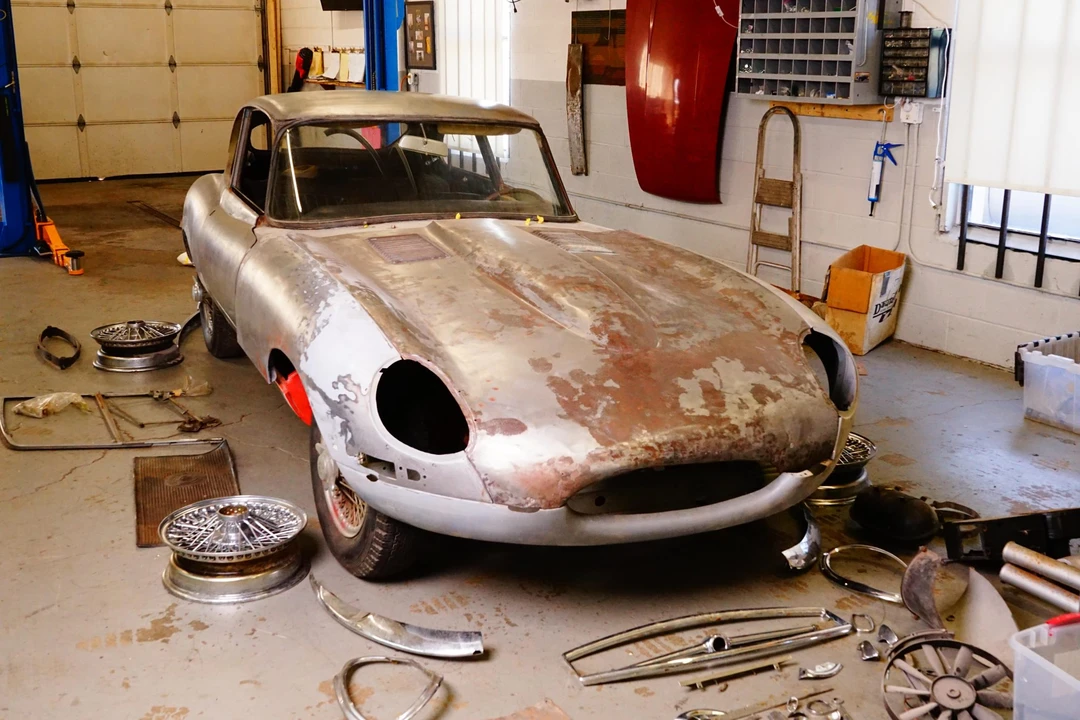 1966 Jaguar E-Type Series 1 2+2 - Image 30 of 31