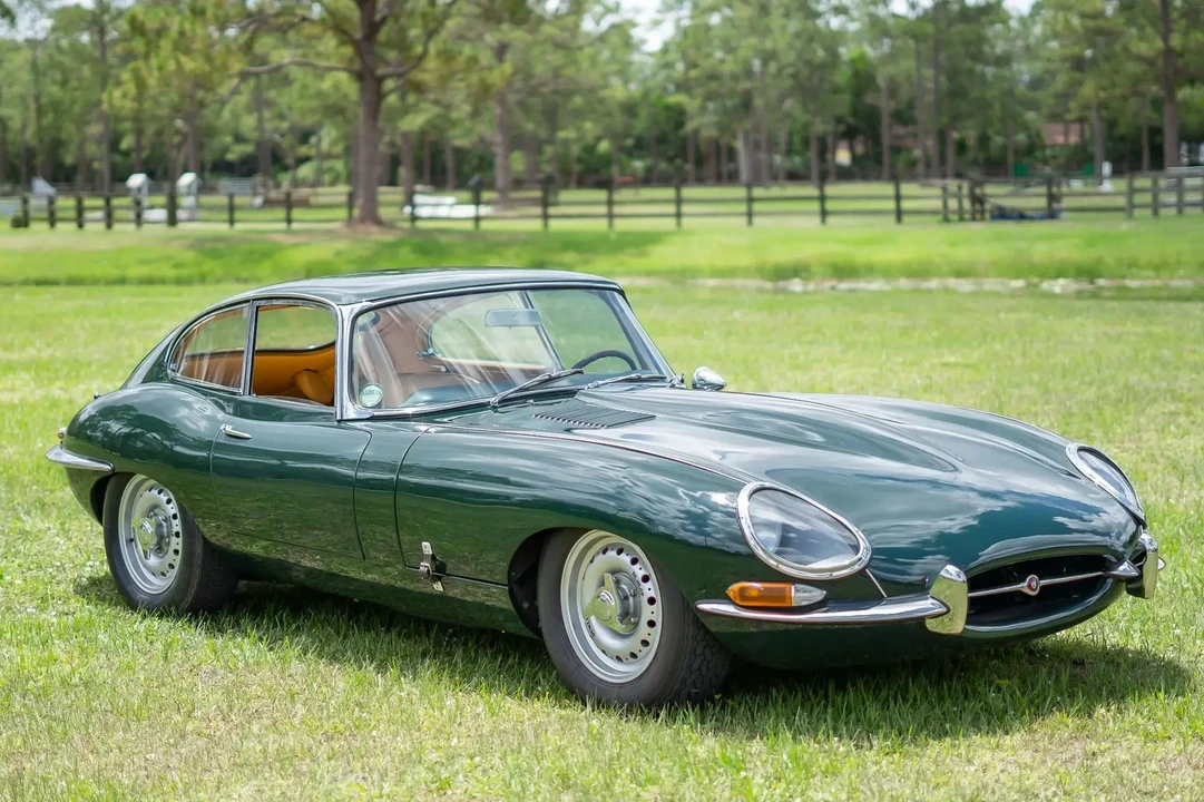 1966 Jaguar E-Type Series 1 - Image 6 of 6