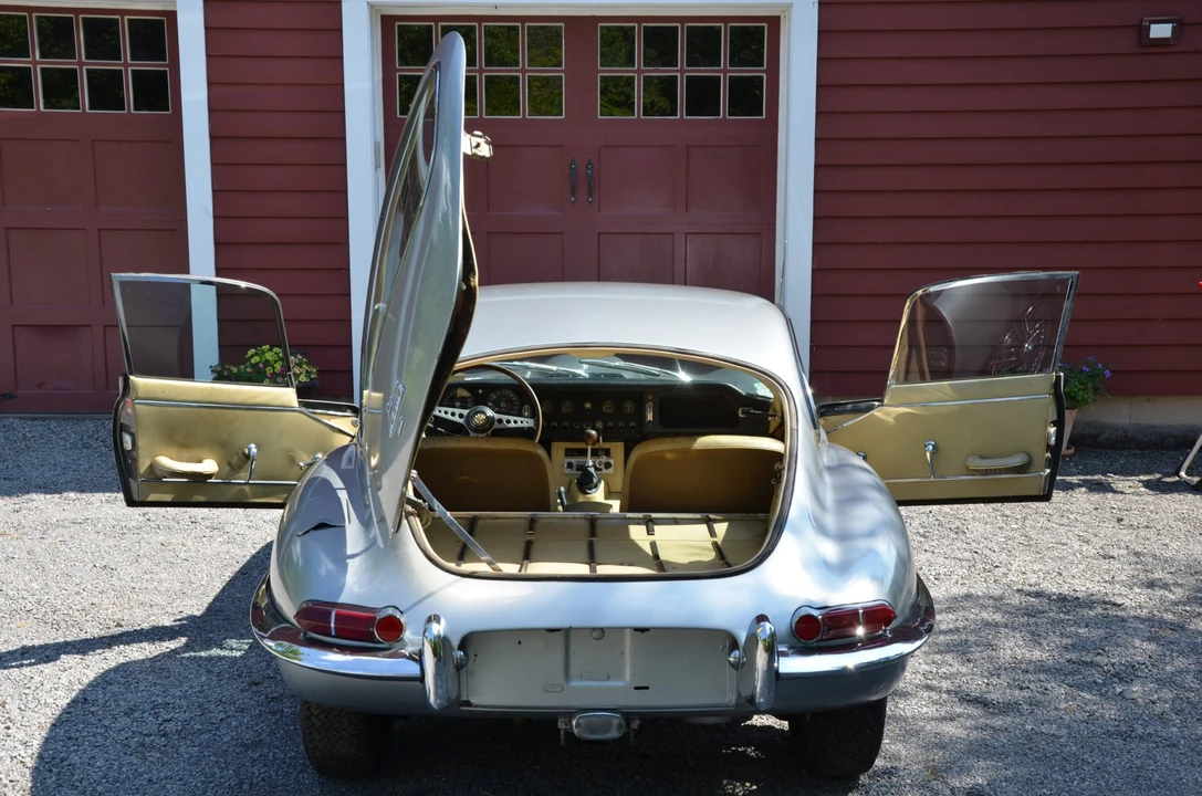 1966 Jaguar E-Type Series 1 - Image 13 of 31