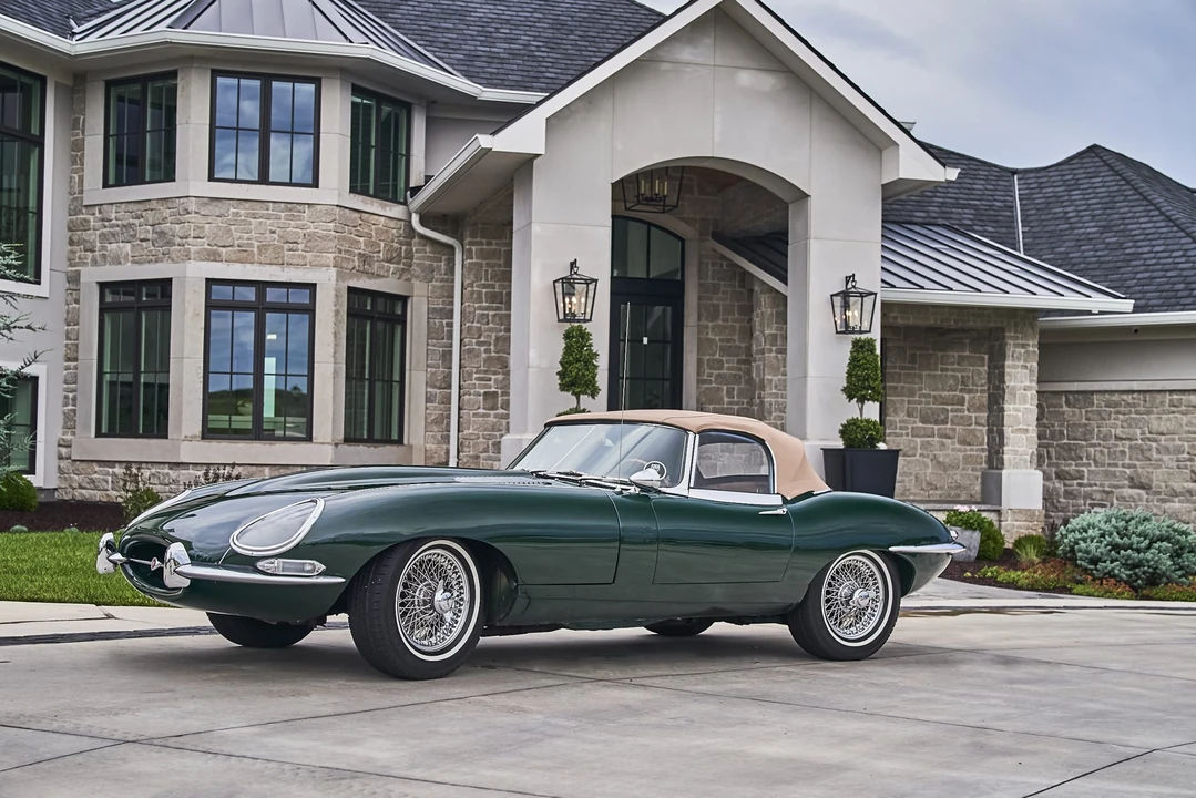 1966 Jaguar E-Type Series 1 - Image 2 of 31