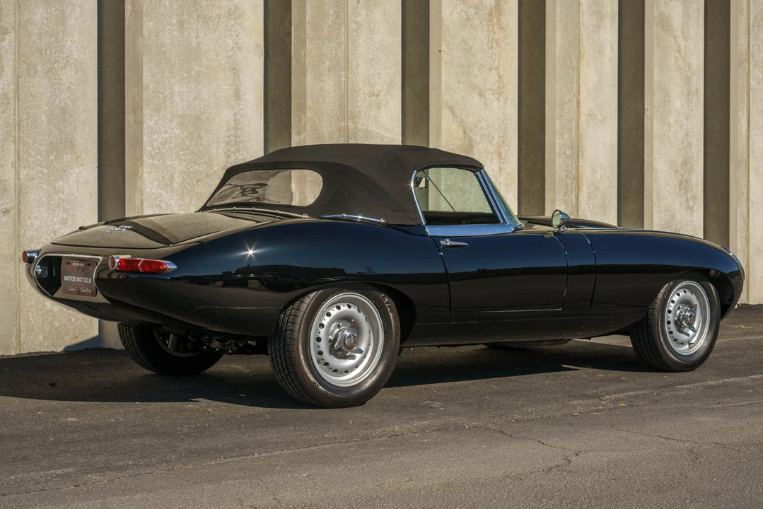 1966 Jaguar E-Type Series 1 - Image 25 of 31