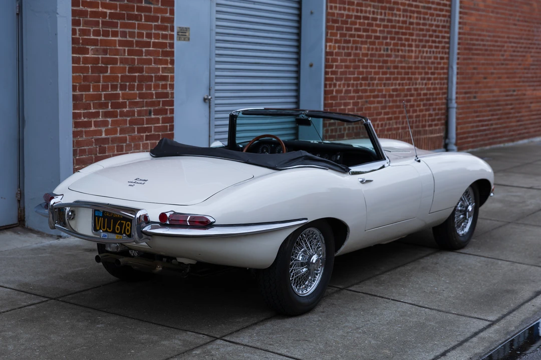 1966 Jaguar E-Type Series 1 - Image 16 of 31