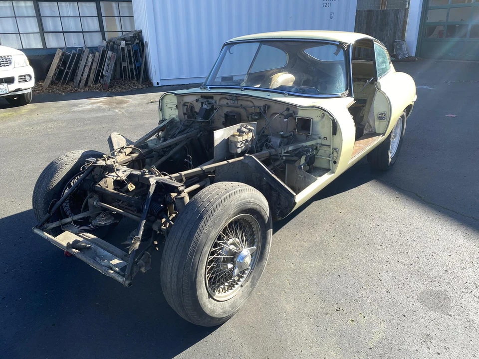 1966 Jaguar E-Type Series 1 - Image 2 of 31