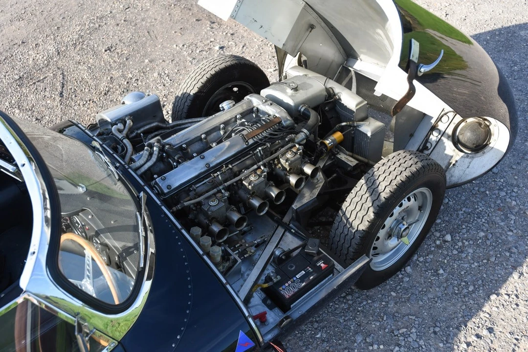 1966 Jaguar Replica - Image 5 of 30