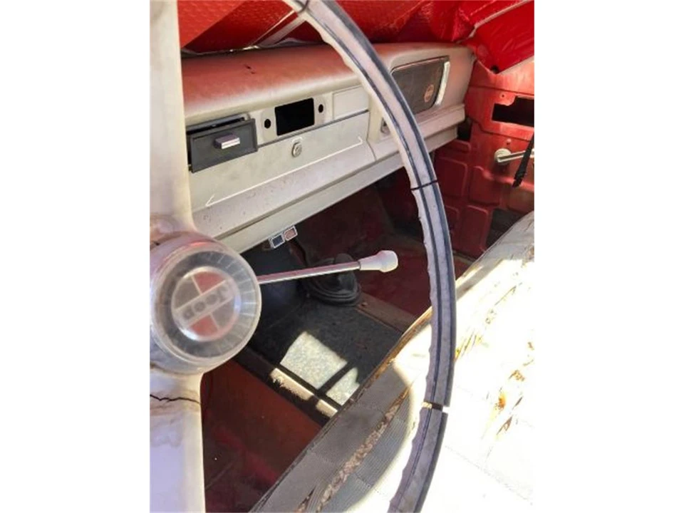 1966 Jeep SJ Gladiator - Image 9 of 15