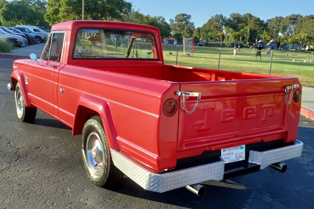 1966 Jeep SJ Gladiator - Image 5 of 31