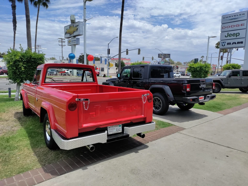 1966 Jeep SJ Gladiator - Image 15 of 31