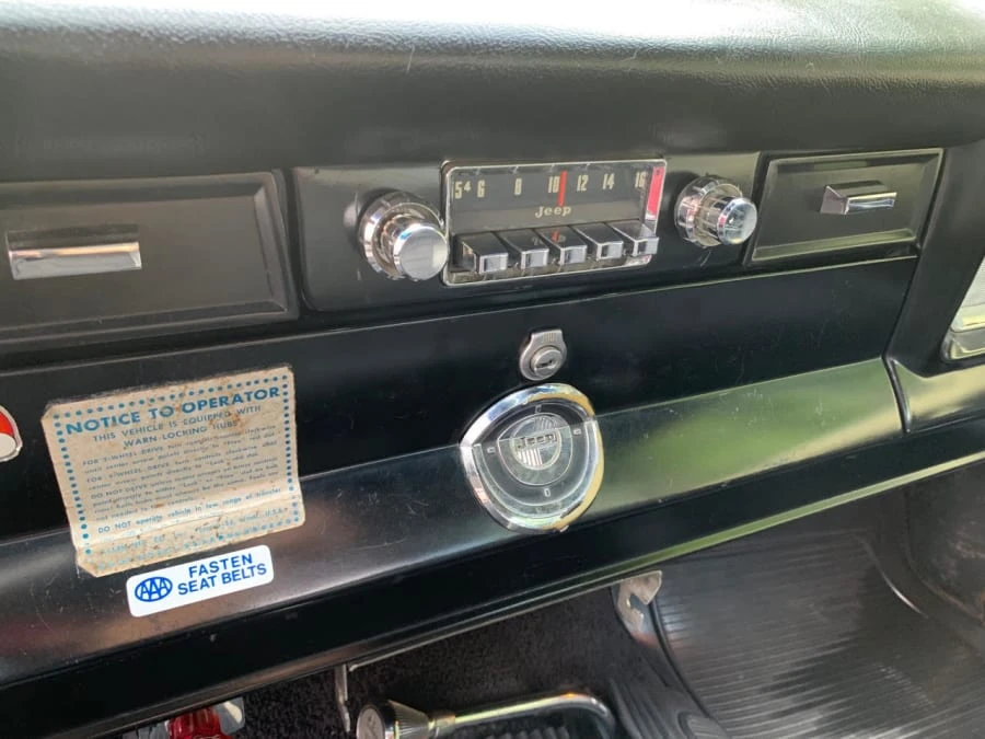 1966 Jeep SJ Wagoneer - Image 6 of 12