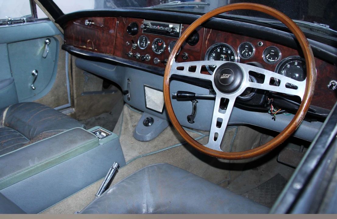 1966 Jensen - Image 2 of 4